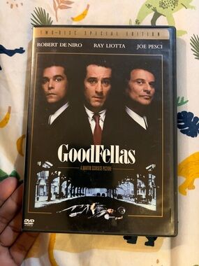 Warner Bros. GoodFellas DVD - Black, Gold, White